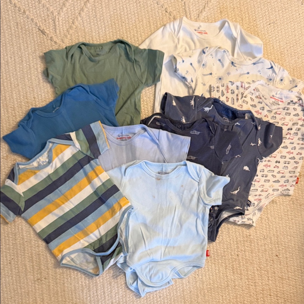 10x MagneticMe Bodysuit (3-6M)